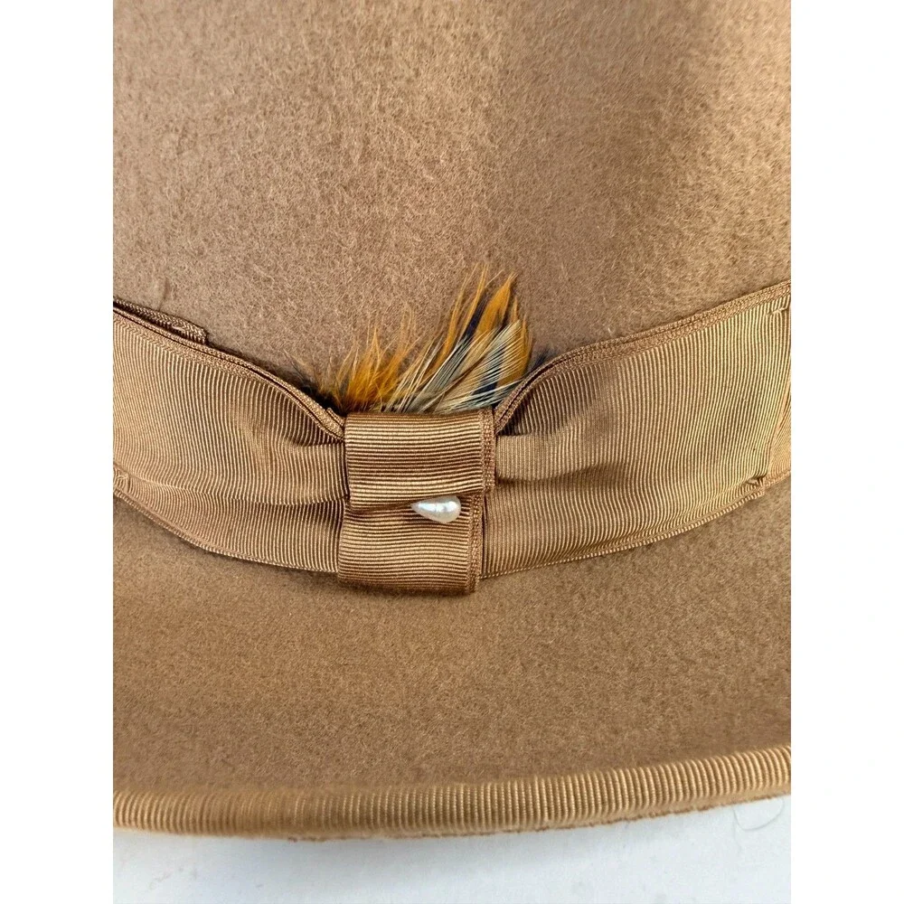 Vintage Shin Jin NY Camel Fedora 100% Wool Felt Hat w/Feather Size M USA Made